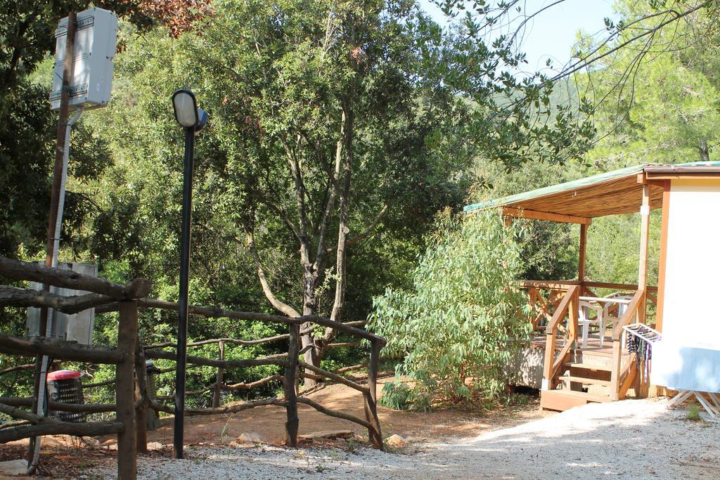 Elbadoc Village Campingplatz Cavo
